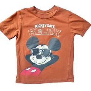 Disney Micky Mouse Size 5 boys tan brown " Mickey says relax" cotton shirt